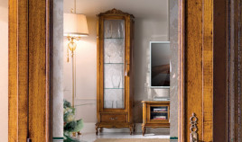 Vitrina clásica fabricada en Italia Ref TR10057