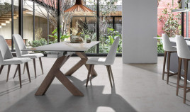 Mesa comedor Extensible con Tapa cerámica y patas de madera Ref Q42000