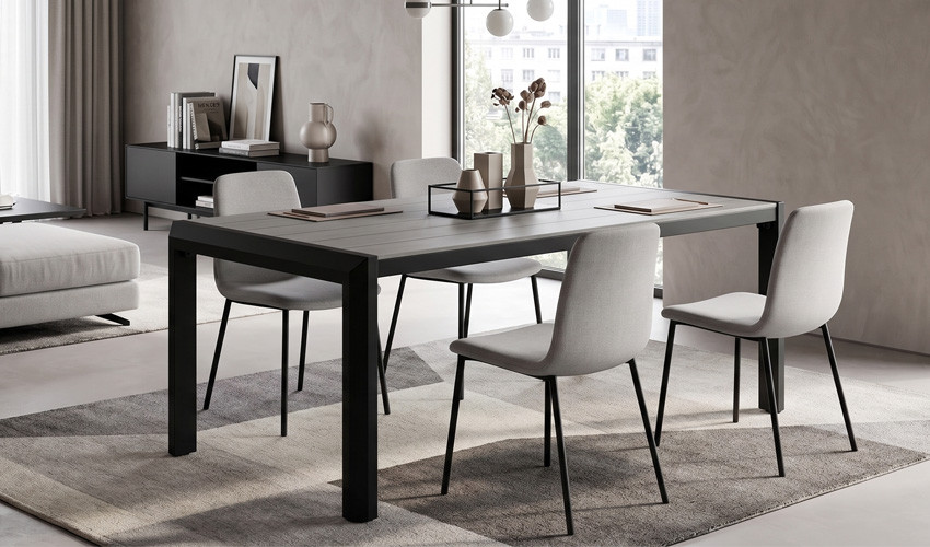 Mesa con Tapa porcelánica disponible en diferentes medidas Ref M114