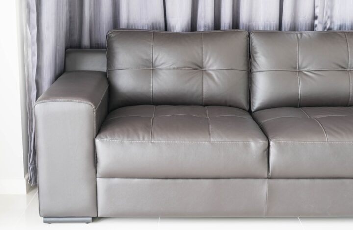 Guía para elegir el color ideal de tu sofá de piel