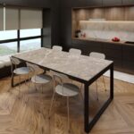 Cómo combinar una mesa de comedor con las sillas