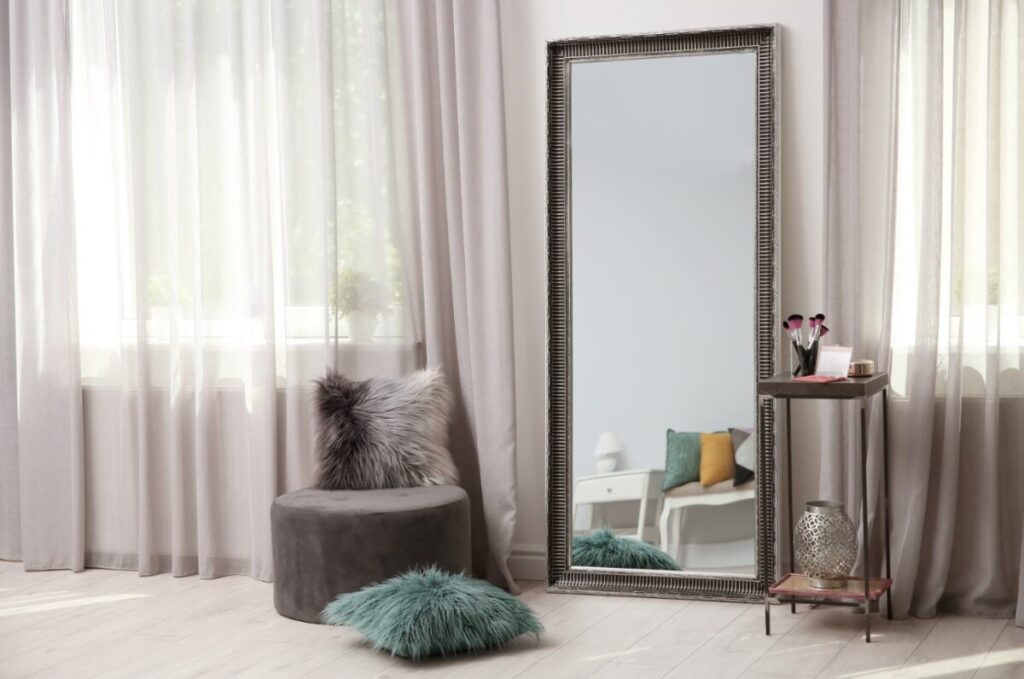 Espejos grandes: el elemento decorativo perfecto para dar más amplitud y  luminosidad a cualquier espacio